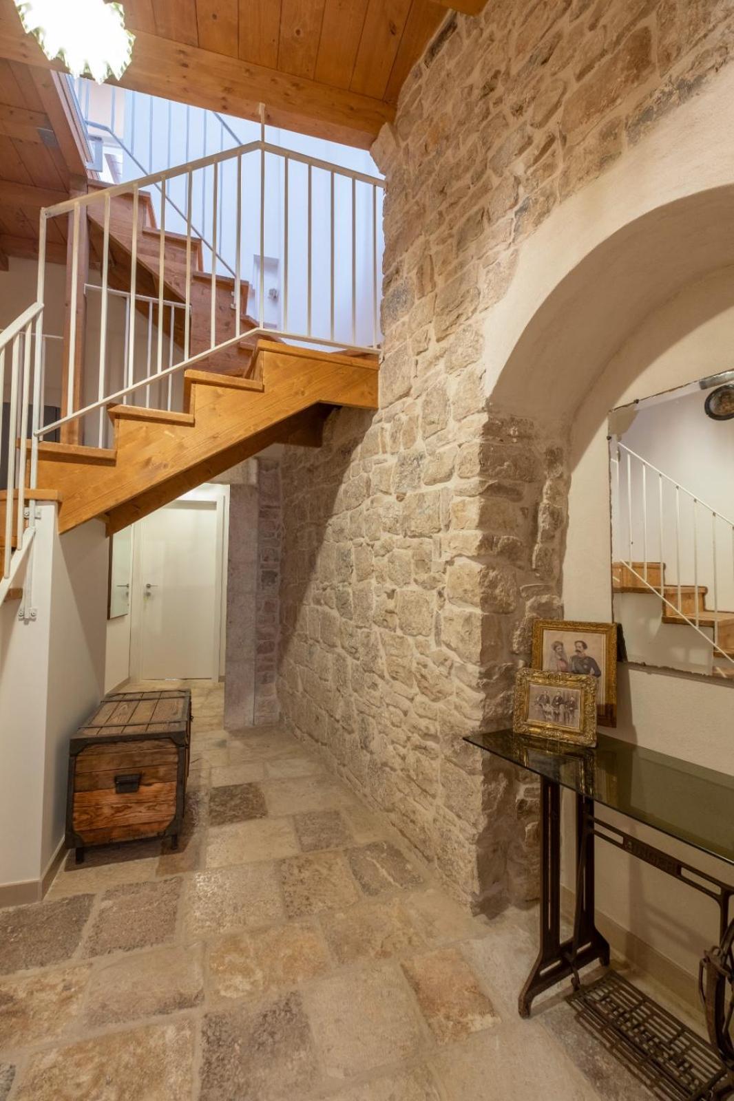 Отель Palazzo Rizzi Dimora Dei Templari Bitetto Экстерьер фото